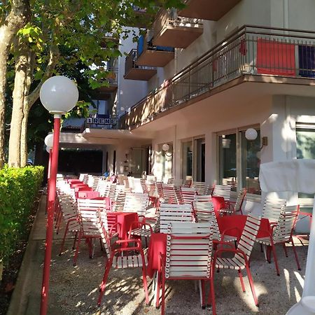 Hotel Irene Riccione Esterno foto