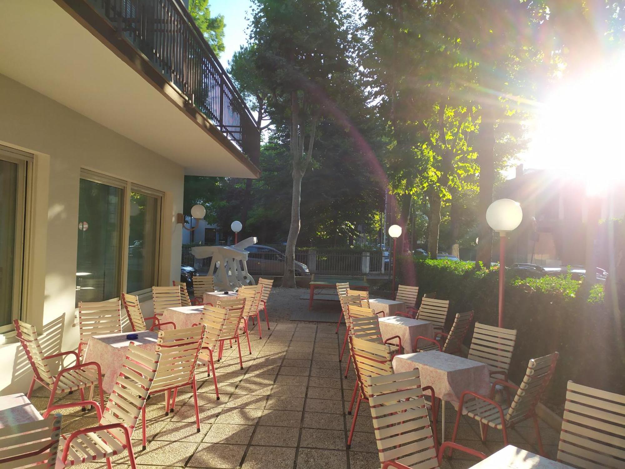Hotel Irene Riccione Esterno foto