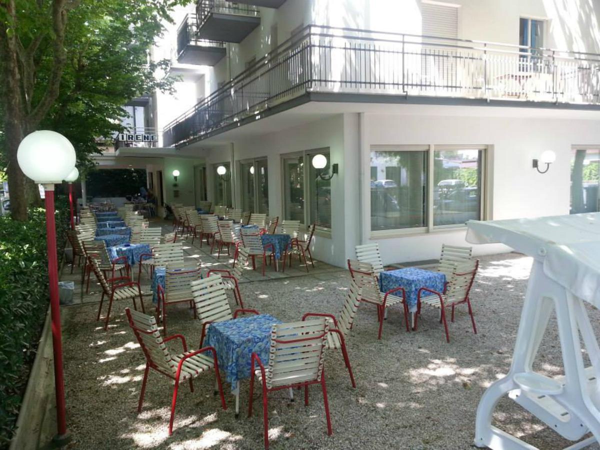 Hotel Irene Riccione Esterno foto