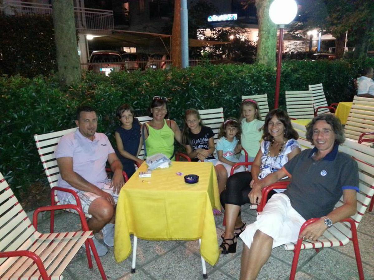 Hotel Irene Riccione Esterno foto